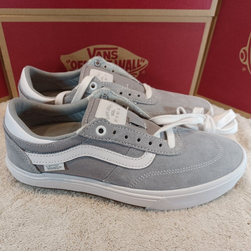 Vans Men's 7/Women's 8.5 Gilbert Crockett Pro High Rise Grey Suede VN0A5JIFV5X